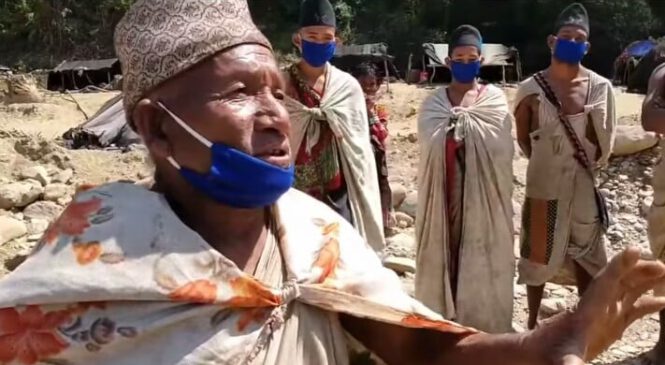 राउटेले लगाए पहिलो पटक माक्स