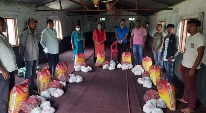 लकडाउन प्रभावितलाई राहत वितरण