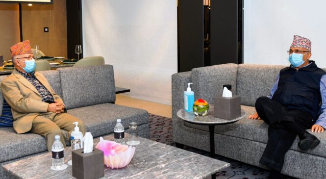 पार्टी मिलाउन ओलीसँग मेरियटमा माधव नेपालले राखेका दुई माग