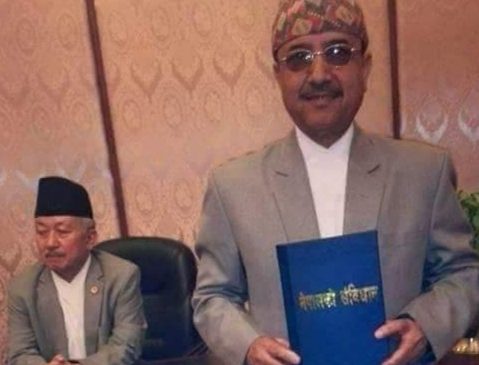 ‘प्रधानमन्त्री र राष्ट्रपतिले संविधानको चीरहरण गरे, यसको प्रतिरोध गरौं’