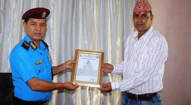 साउन महिनाको सर्वोत्कृष्ट प्रहरी कर्मचारी बने सई शर्मा