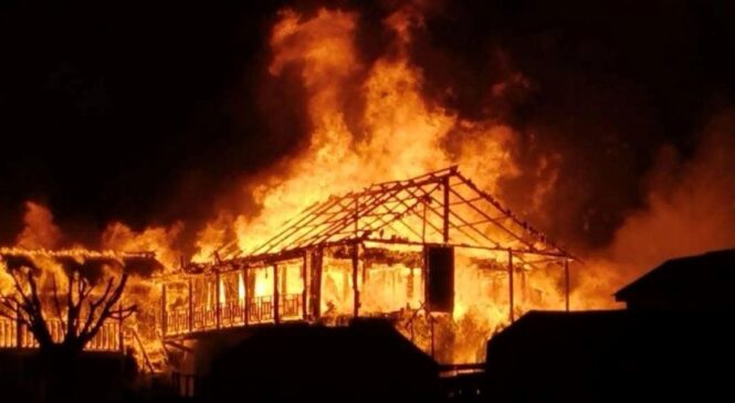 रारा ताल छेउको डाँफे होटलमा आगलागी, २ करोड बढीको क्षति